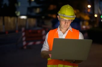 How Field Supervisors Use Construction Management Software
