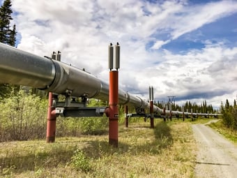 Risk, Fines, and Shutdowns: How Construction Management Platforms Keep Oil & Gas Projects Regulatory-Ready